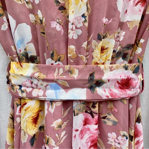 Gorgeous Xtaren Blush Pink Boho Flowy Floral Balloon Sleeve Maxi Dress - Picture 7 of 11